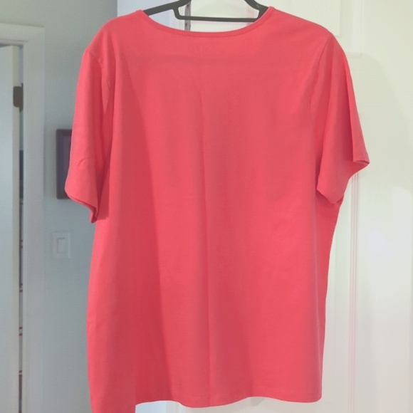 CORAL BAY FISH EMBELLISHED SHORT SLEEVE 1X CORAL COLOR TOP - Picture 3 of 4
